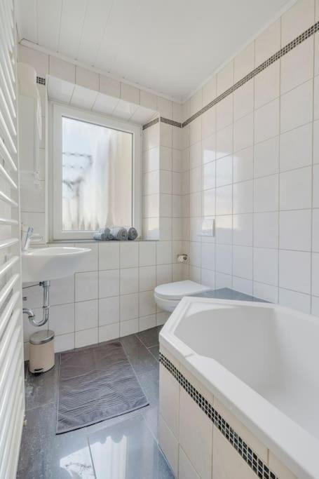 Tiny Apartment With Spacious Terrace On The Rhine Neuwied Ngoại thất bức ảnh