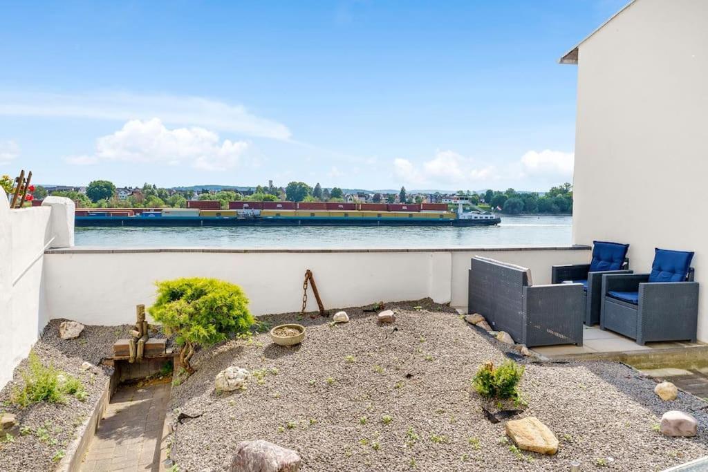 Tiny Apartment With Spacious Terrace On The Rhine Neuwied Ngoại thất bức ảnh